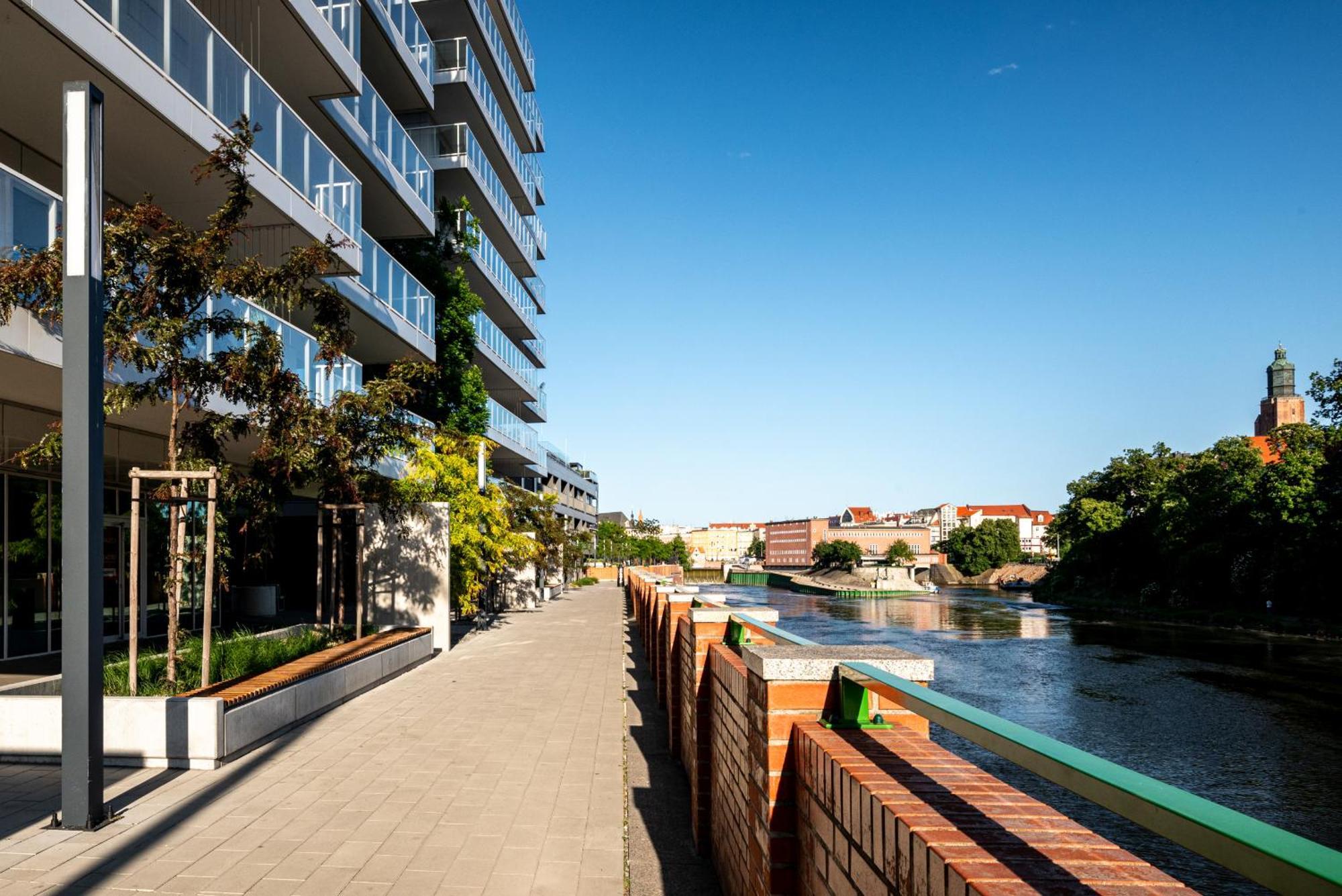 Witolda Riverside Apartments - Balcony, City View - By Rentujemy Wrocław Exteriör bild