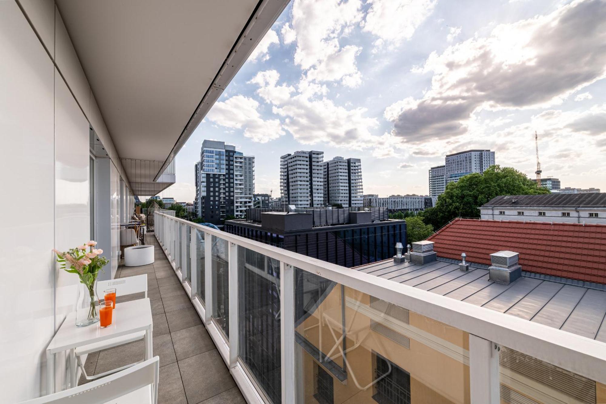 Witolda Riverside Apartments - Balcony, City View - By Rentujemy Wrocław Exteriör bild